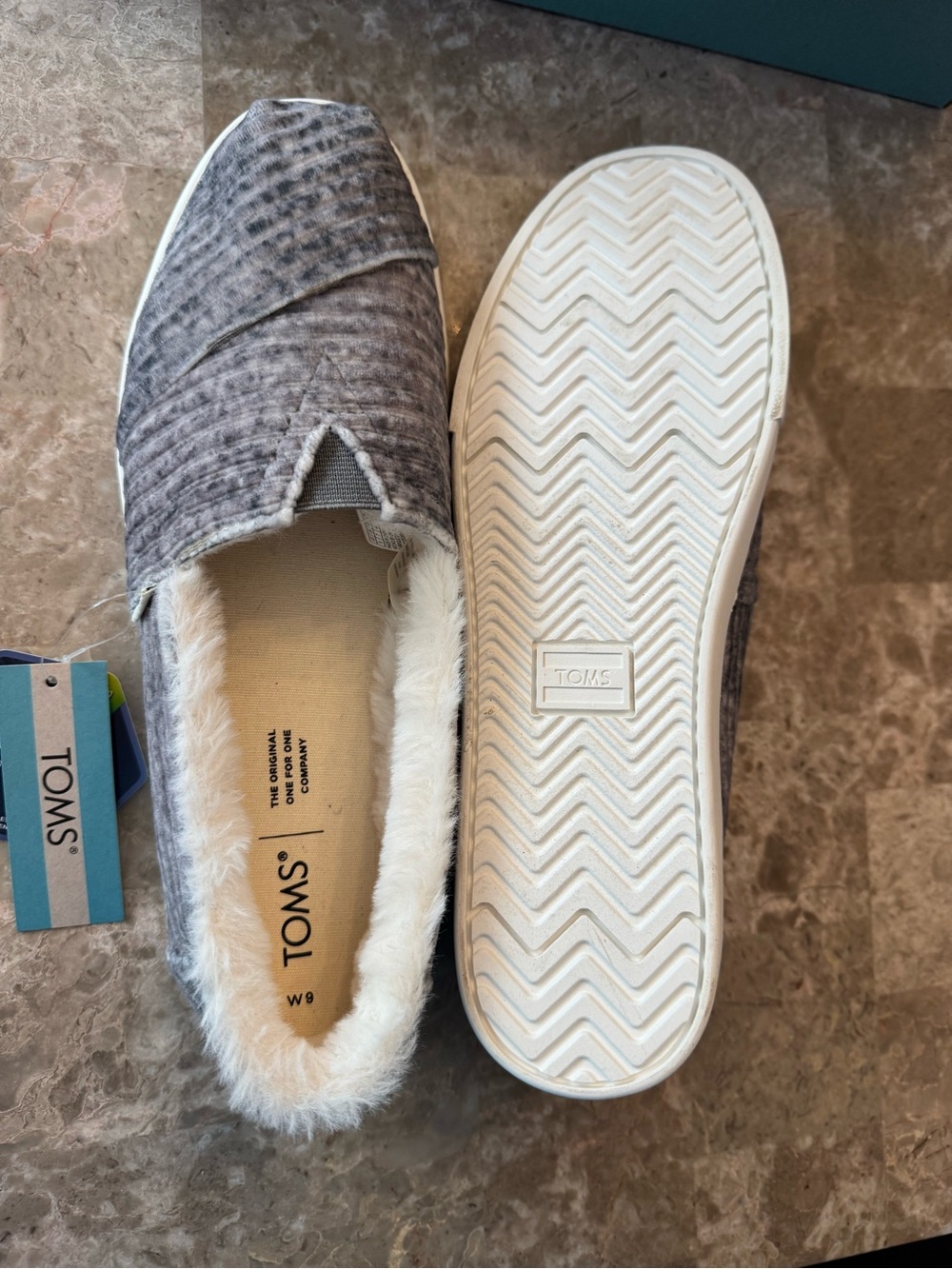 TOMS Women's Gray Plush Lined Alpargata Slip-Ons with White Fur Trim Size 9 - Picture 7 of 10